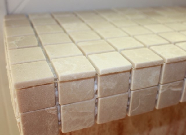 Отделка подоконника плиткой Отделка подоконника плиткой