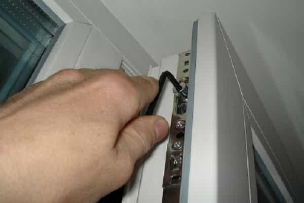 Ремонт пластиковых окон своими руками Ремонт пластиковых окон своими руками