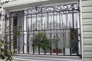 Как защитить пластиковые окна от вскрытия Как защитить пластиковые окна от вскрытия