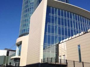 Установка антивандальной пленки на окна в Москве и МО