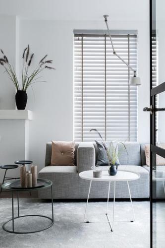 Рулонные жалюзи на пластиковые окна Рулонные жалюзи на пластиковые окна