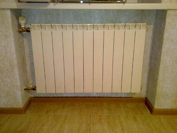 На сколько должен выступать подоконник На сколько должен выступать подоконник