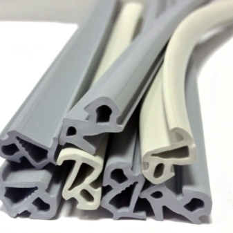 Фурнитура для алюминиевых окон: противовзломная продукция для раздвижных конструкций, ручки и комплектующие, гребенка и уплотнитель