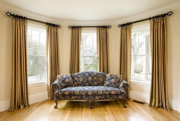 Гардины для штор, виды карнизов для штор, какие лучше выбрать самые удобные настенные варианты в зал — 39 фото